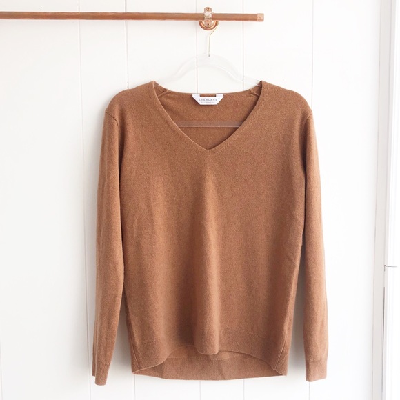 Everlane Cashmere Camel V Neck Sweater 